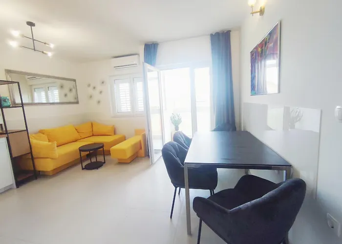 Apartment Rose, Close To The Beach